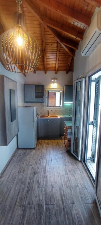 Shades Apartment สเกียธอสทาวน์ ภายนอก รูปภาพ